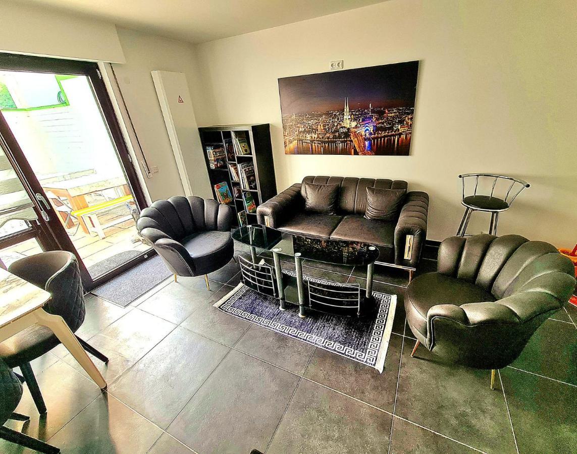 Roggendorf Zimmervermietung Köln Exteriör bild