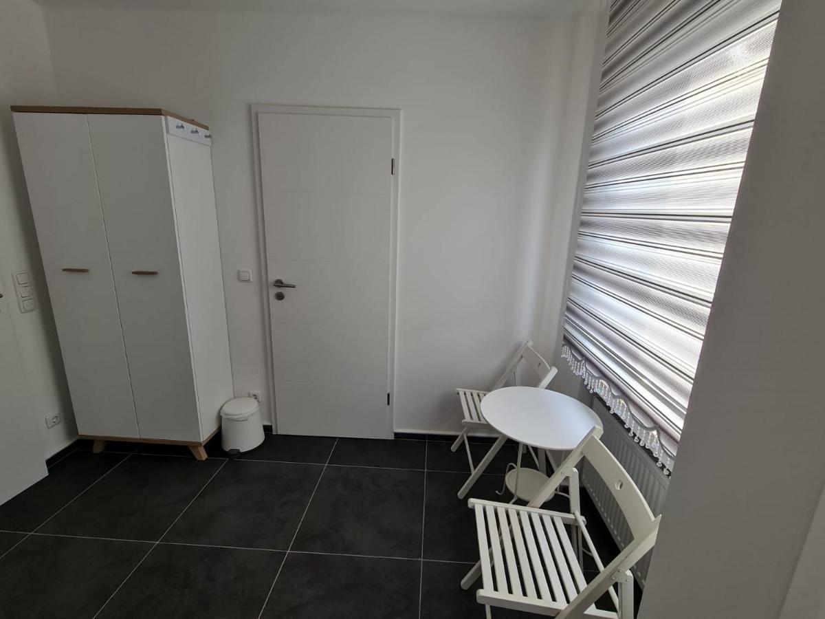 Roggendorf Zimmervermietung Köln Exteriör bild