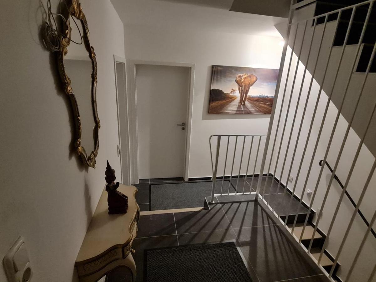 Roggendorf Zimmervermietung Köln Exteriör bild